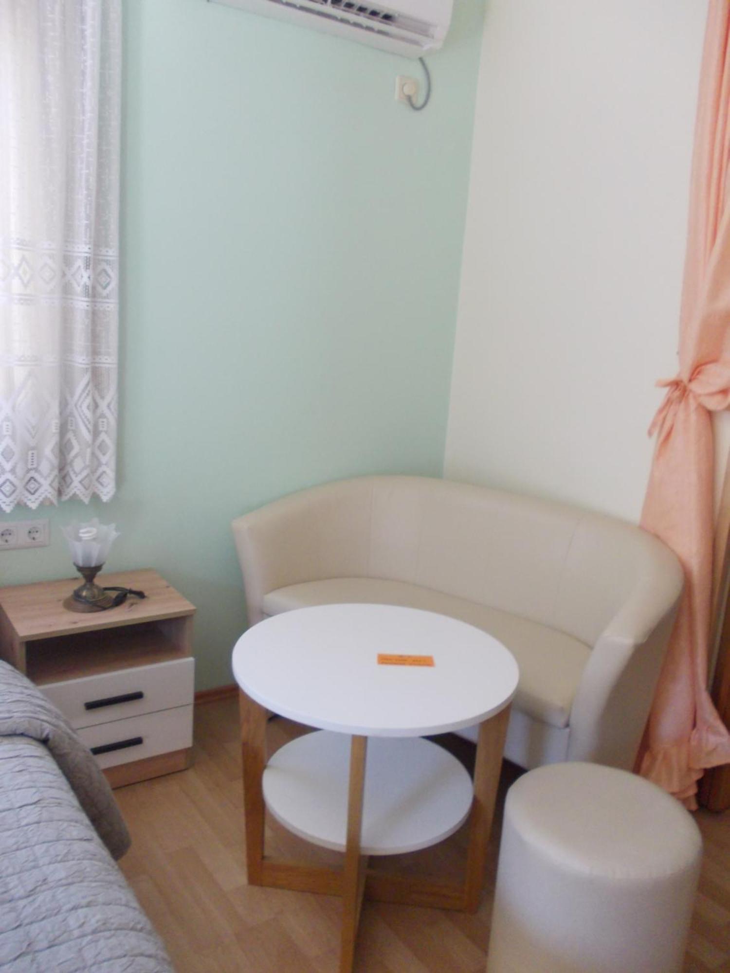 רסטובקה Guesthouse Ana&Ljubo מראה חיצוני תמונה