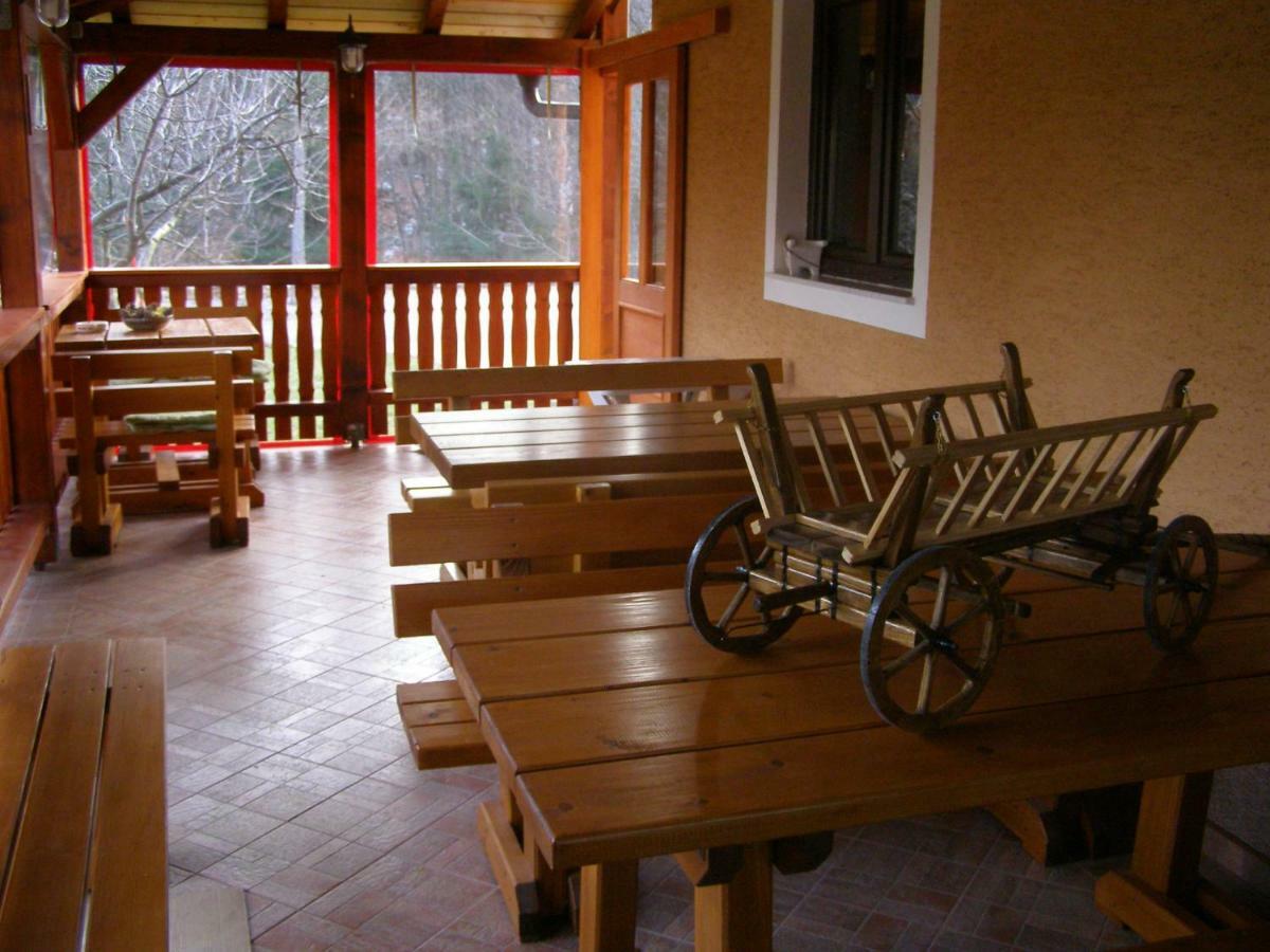 רסטובקה Guesthouse Ana&Ljubo מראה חיצוני תמונה