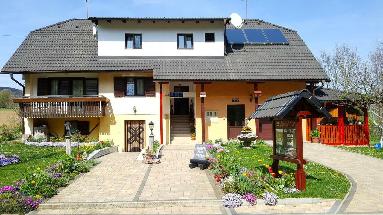 רסטובקה Guesthouse Ana&Ljubo מראה חיצוני תמונה