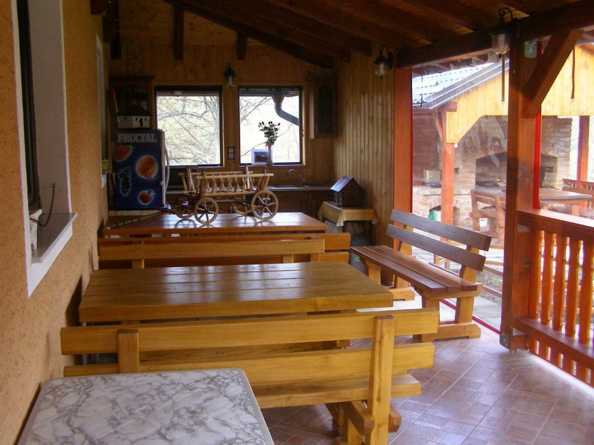 רסטובקה Guesthouse Ana&Ljubo מראה חיצוני תמונה
